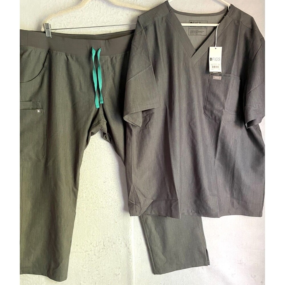 FIGS scrubs set Graphite XXL Short Petite Kade Cargo pant and Leon pocket top